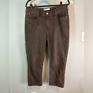 Levi’s Skinny Capri Cropped Jeans in Black Wash Denim